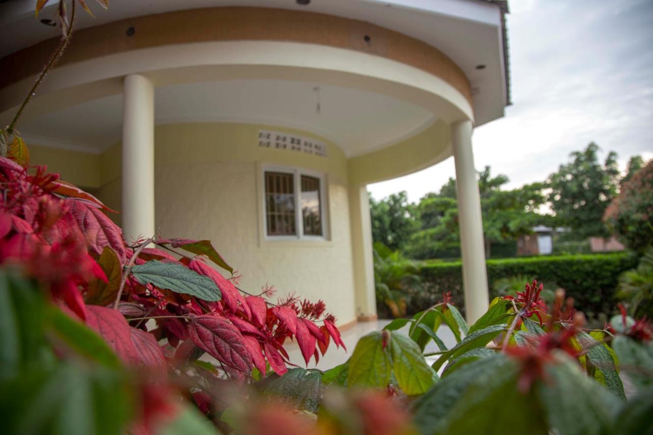The Sparrow Hotels Soroti Exteriér fotografie