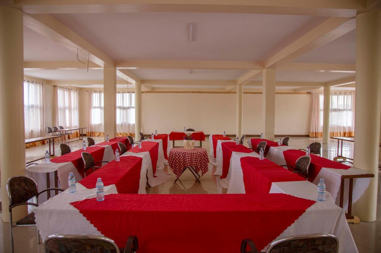 The Sparrow Hotels Soroti Exteriér fotografie