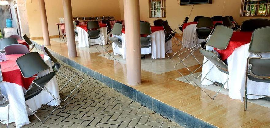 The Sparrow Hotels Soroti Exteriér fotografie